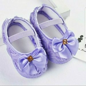 Baby girl soft sole shoes